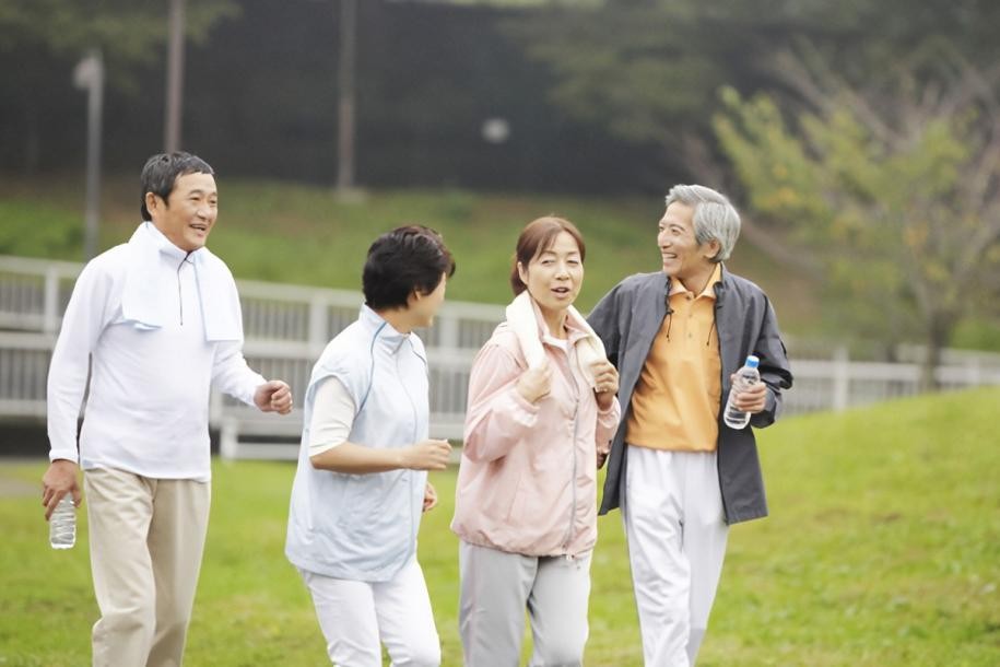 健身车图片_健身车的好处和坏处_健身车