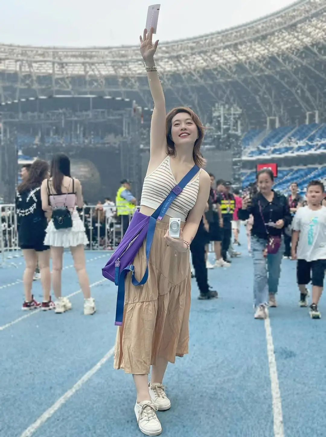 健身房更衣间_健身房更衣室设计图_健身房更衣室规章制度